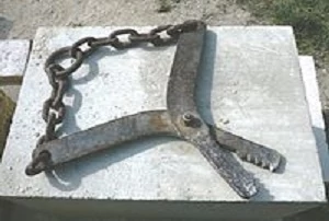 Chain Lewis and Pin Lewis Construction Tools